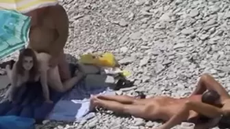 Amateur couple fuck video was filmed on a beach
